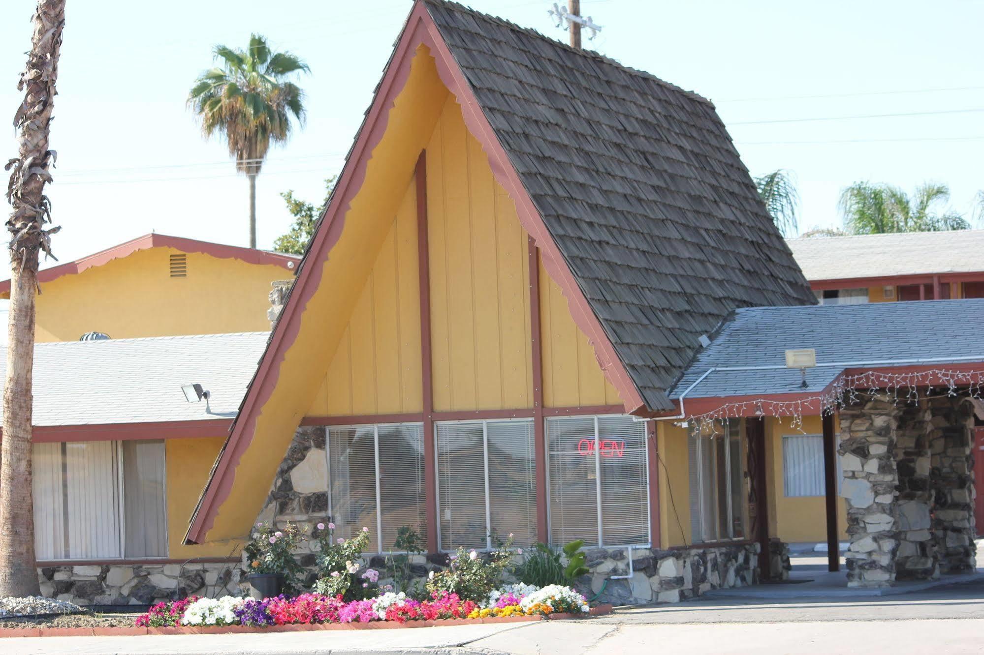 Cinderella Motel Wasco Buitenkant foto